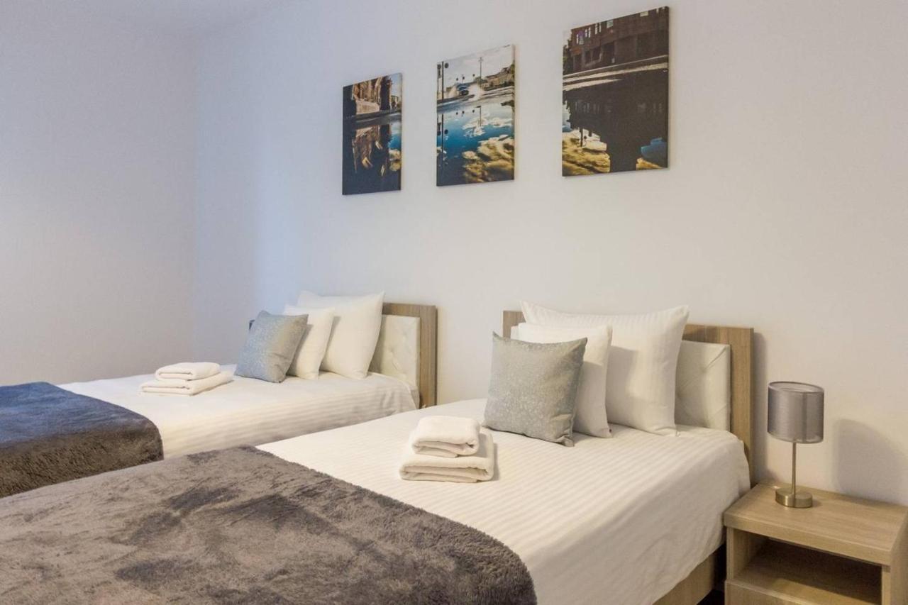 Spacious And Quiet 2 Bedroom Apartment Клуж-Напока Экстерьер фото